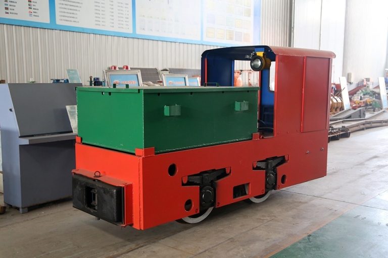Hình ảnh tàu điện ắc quy mỏ CTY2.5 chính hãng kiểm định an toàn